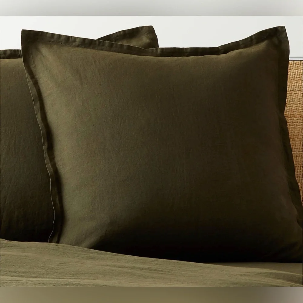 CB2 European Flax Linen Euro Pillow Shams Set of 2 Forest Green NIP